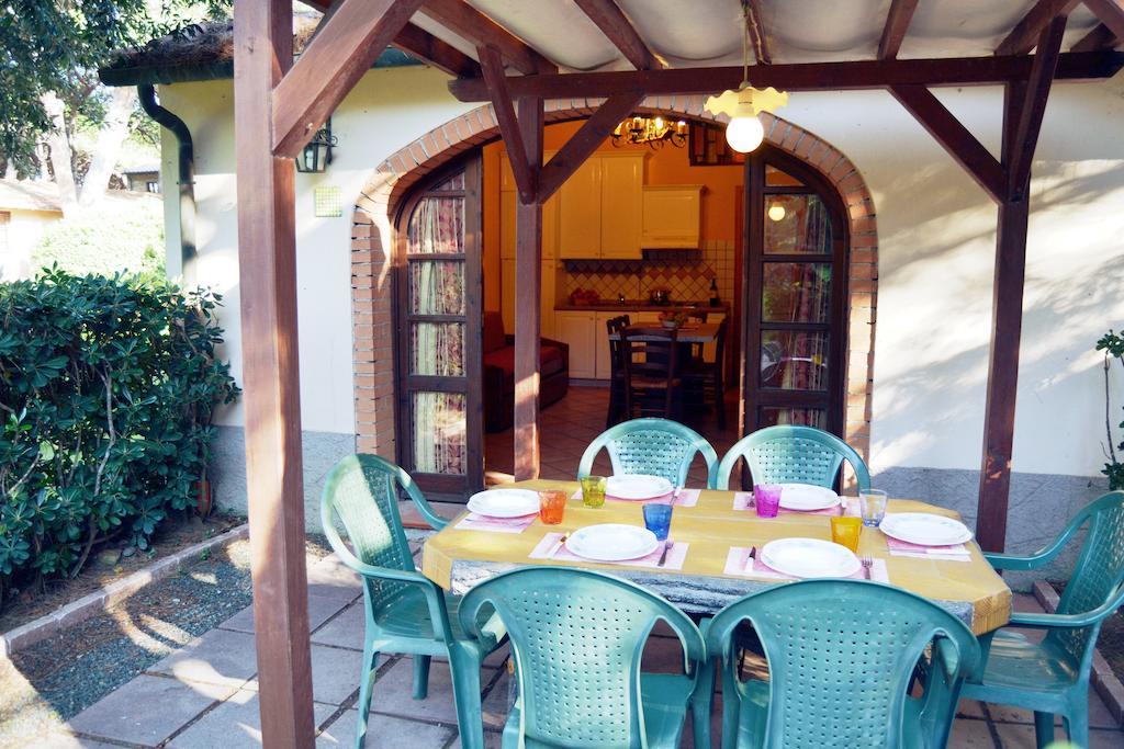 مارينا دي بيبونا Villa Bolgherello الغرفة الصورة